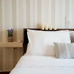 Cozy Apt Next To Metro And Close To Acropolis!