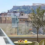 Enjoy Athens From A Funky Studio Near Acropolis!