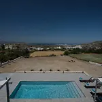 Naxos Infinity Villa And Suites