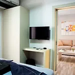 Athens Jacuzzi Suite