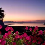 Villa Rossi Paros Luxury Apartments And Suites