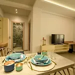 Sunny Luxury Suite Stone