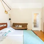 Beautiful Appartment Under Akropolis!