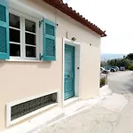 In The Shadow Of Acropolis