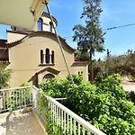Classy 2 Bedroom Apartment Under Acropolis At Thisseio