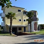 Villa Tania