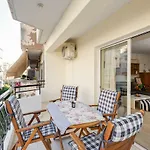 Big Modern Center Apartment, Balcony And Parking
