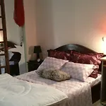 Simple Hostel