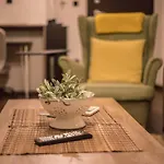 Octagon Apartments, Nilie Hospitality Mgmt