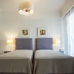 Elegant 2 Bedroom Apartment Under Acropolis