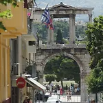 ★ Plaka, Center Of All Greek Legends ★