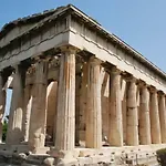 Vintage Charm By The Acropolis!