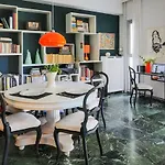 Magnificent Koukaki Flat -Top Acropolis Location