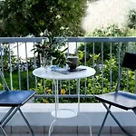 Best Located Executive Apartment In Maroussi.