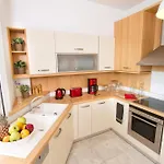 Athens Luxurious Apartment - Sea View!