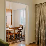 Best House, Attiki Metro, Athens