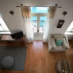 Seame Houses