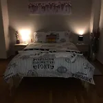 La Vie En Rose Studio,Close To Beach, Paleo Faliro