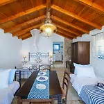 Agyrovoli Bungalow