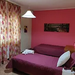 House,1000M From Beach