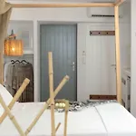 Kissos Luxury Suites