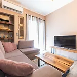 Stylish Luxury Apartment Near Acropolis At Neos Kosmos Metro Station