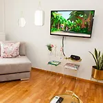 Luxury By Gk Thissio Apartment