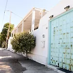 Patras Luxury Seaside House
