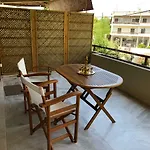 Cosy Apartment In Chalandri
