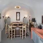 Dandy Cave Villa