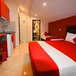 Studio 5 Spacious Studio Apartment In Paralia Featuring A Balcony And