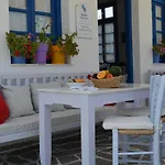 Avra Pension