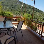 Dimitra'S Garden Villa