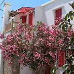 Central Tinos Island Maisonette