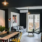 Home Plus Psirri Apartment
