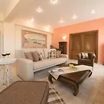 Villa Arokaria
