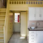 Kleio House