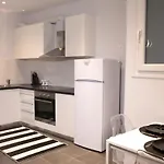 Modern Apartment 100 M.From Archaeological Museum!