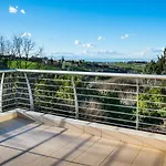 Luxury Villa With Great Views Near Thessaloniki Airport