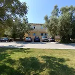 Villa *Fryni*/5' From Sea & Center/Mountain View