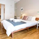 1 Km From The Acropolis 1 Bedroom Apt Netflix And Washing Machine