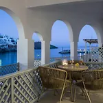 Aphrodite Luxury Apartment