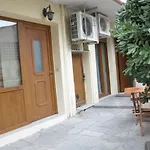 Frida'S House In Old Town Thessaloniki