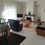 2Nd Floor Apartment In Volos