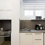 Brand New Flat For 4 Ppl Next To Syntagma Sq.