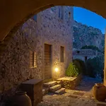 Victoria'S House In Monemvasia Castle