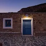 Proni Villa