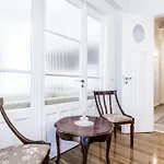 Neoclassical Apartment With 3 Bedrooms In Piraeus