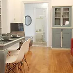 Ionian Apartment- Athens Center, 6 Bd, 2.5 Bath