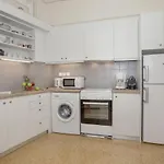 Central Apartment On Pedestrian Street By Ghh